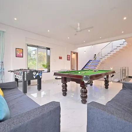 White Castle Villa By Tropicana Stays-2